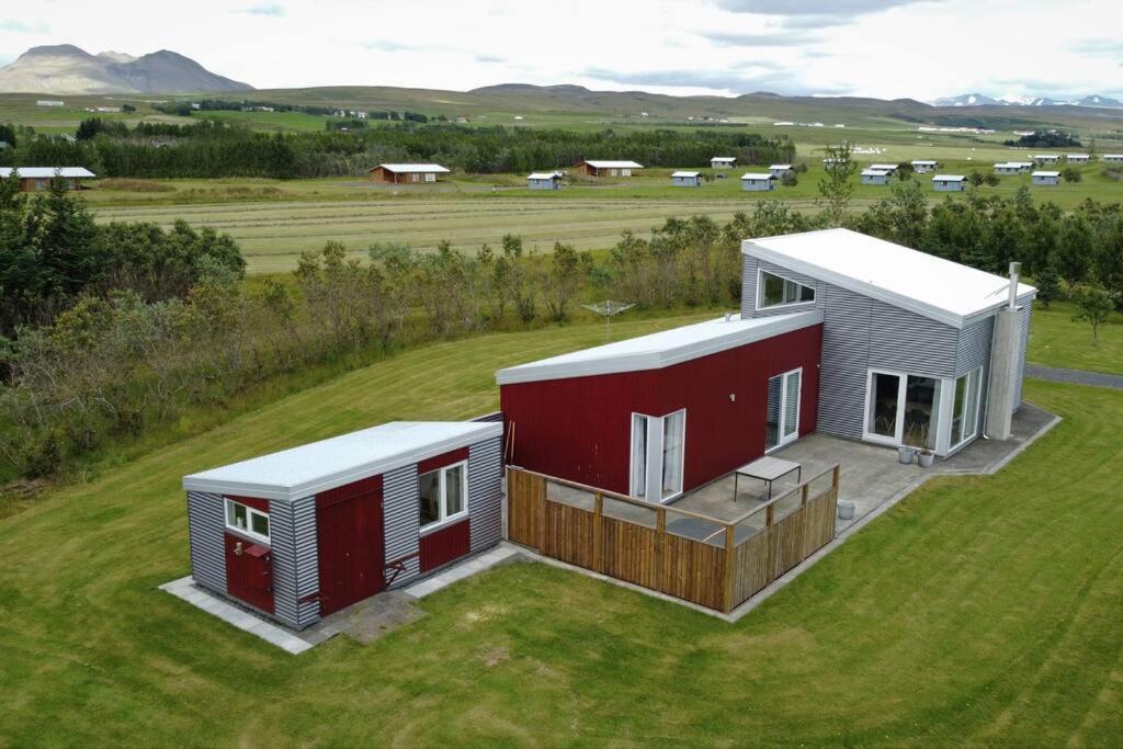 Stunning House - Amazing Scenery *